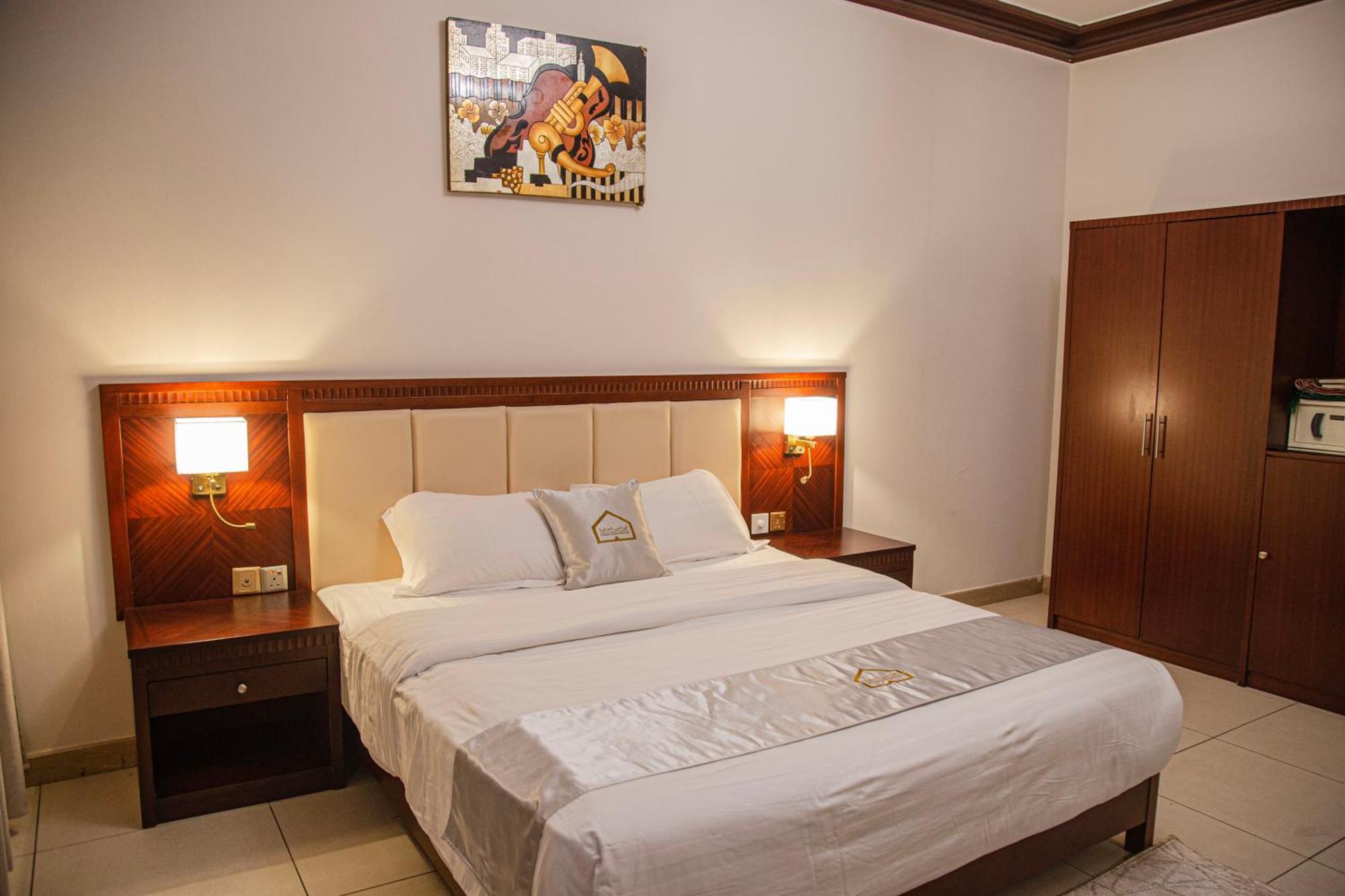 Orans Suites 2 DDjeddah Extérieur photo