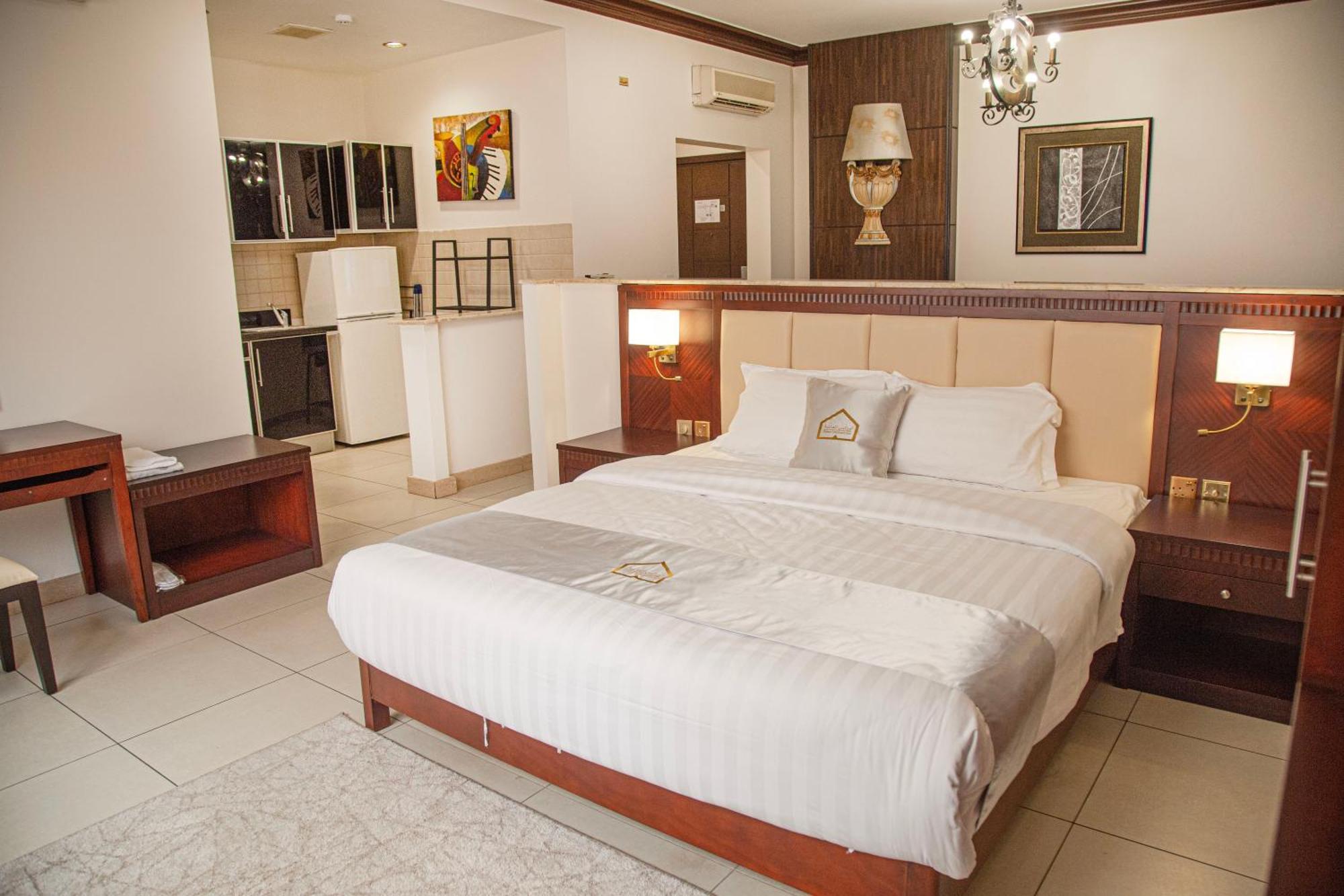 Orans Suites 2 DDjeddah Extérieur photo