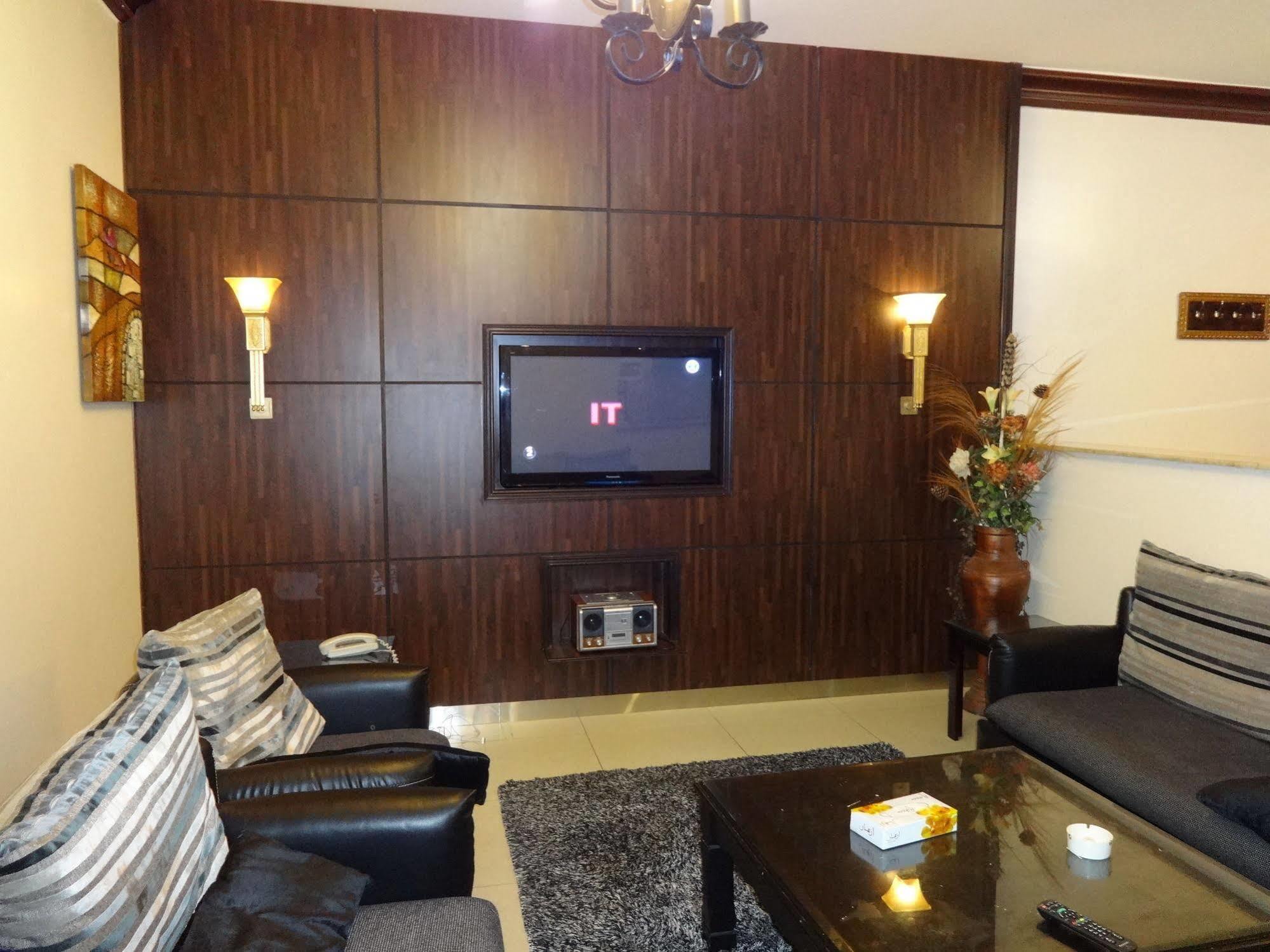 Orans Suites 2 DDjeddah Extérieur photo